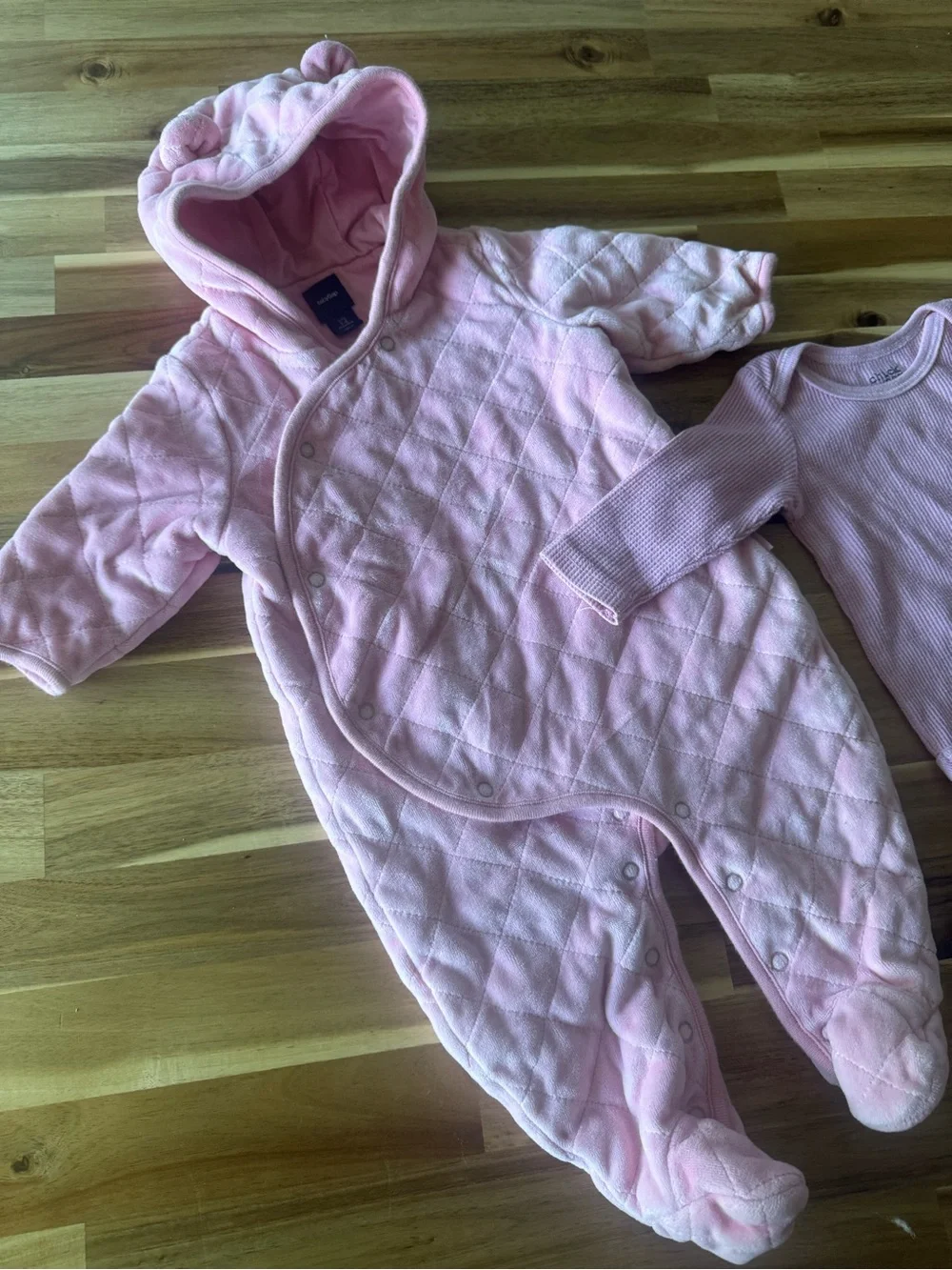 Baby girl 3-6 month fall winter bundle 3 items Gap, Carters, Child of Mine Cozy